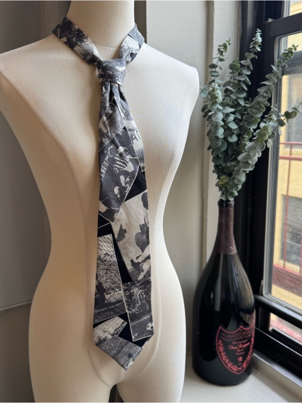 Vintage Men’s Pele Silk Tie – Football Motif, 100% Silk